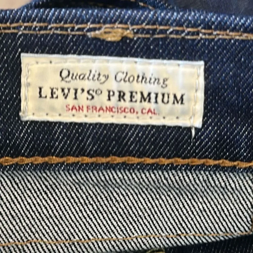 Levis levi’s 502